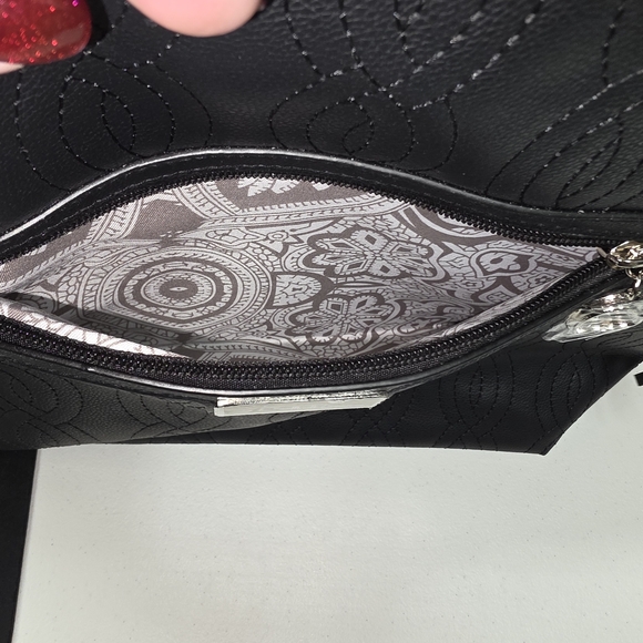 Bella Russo Black Faux Leather Shoulder bag w/Tassel NWT Adj Strap Heart Charms - Picture 3 of 10